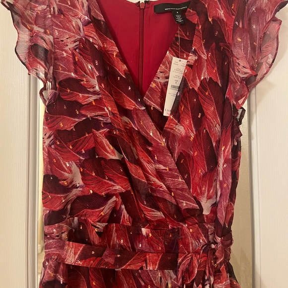 NWT.  FEMININE DRESS IN PINKS FROM LIGHT TO FUSHIA TO BURGUNDY. - Picture 2 of 5